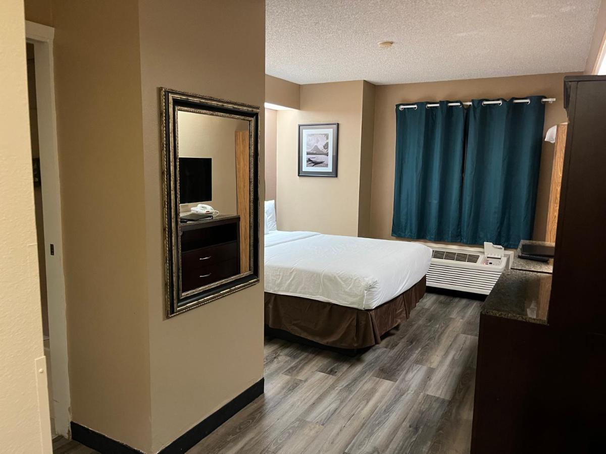 Americas Best Value Inn Kalispell Exterior foto