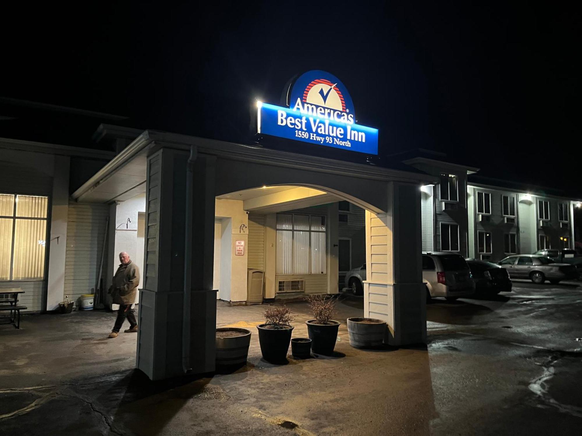 Americas Best Value Inn Kalispell Exterior foto